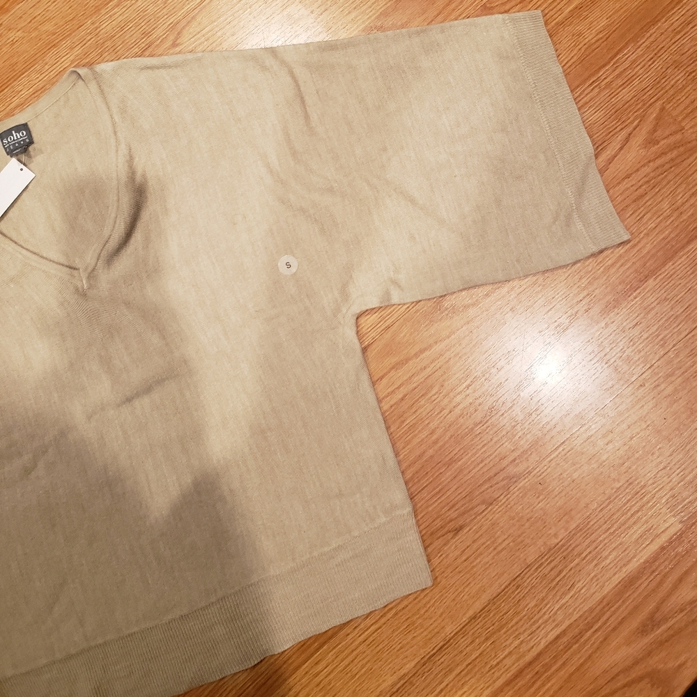 Camel Sweater - Picture 4 of 4